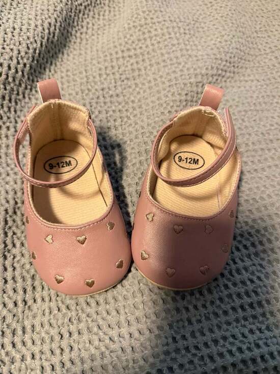Unbranded Other - Baby Shoes Size 9-12M Pink Heart Mary Jane